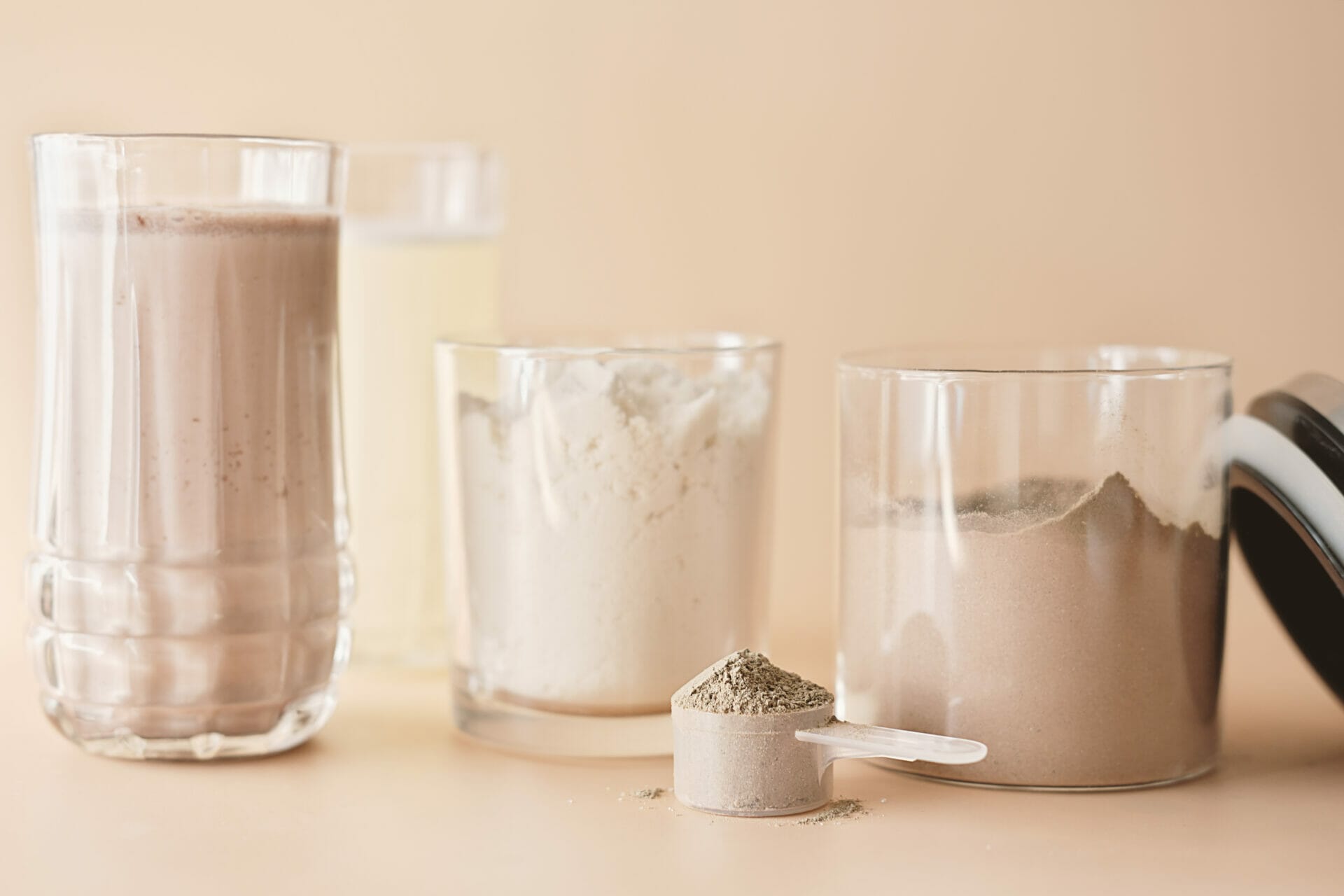 Is It Healthy to Drink Meal Replacement Shakes?